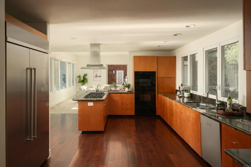 4848 La Cruz Pl