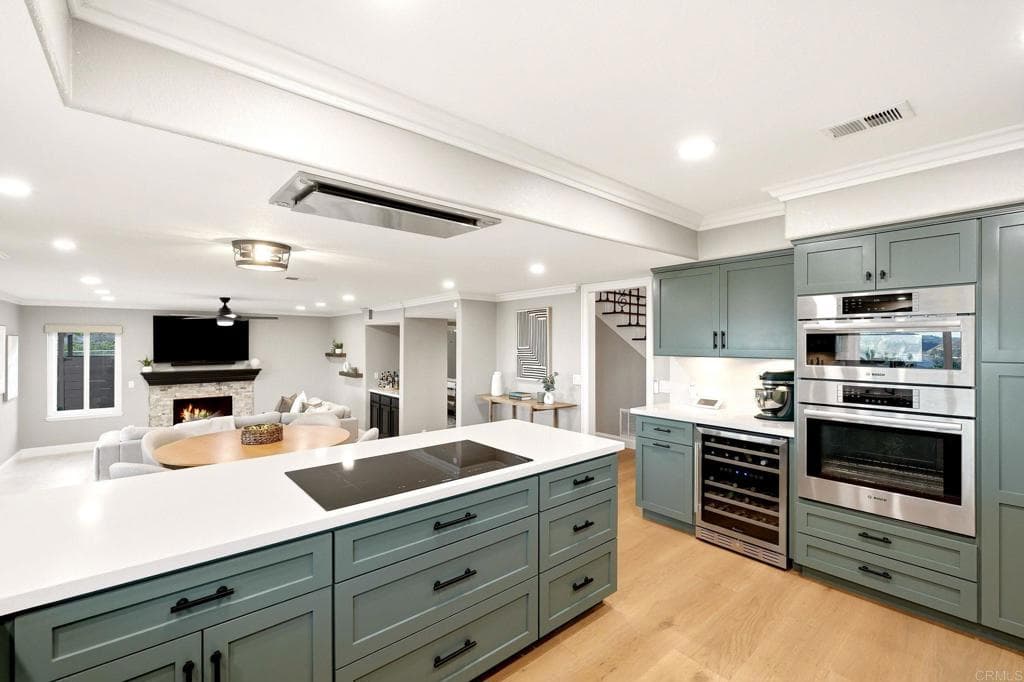 3558 Avenida Amorosa