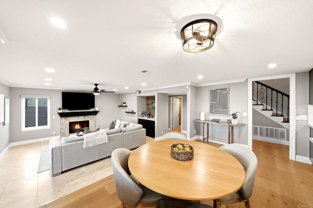 3558 Avenida Amorosa